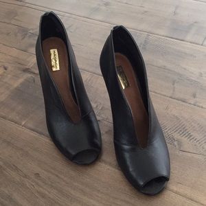 Halogen black heeled booties